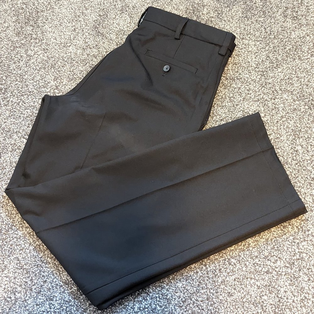 Haggar Men's Cool 18 Pro Flat Front Classic Fit Pant